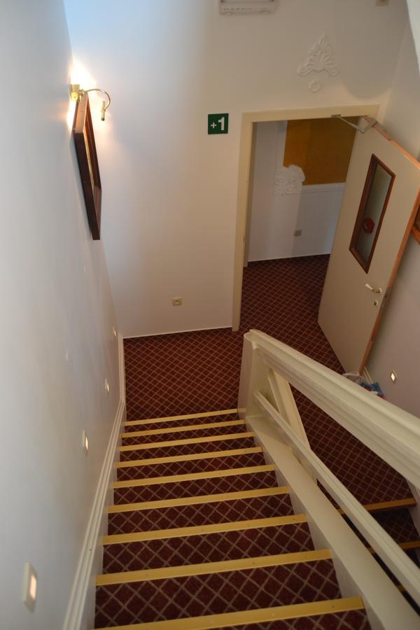 Hotel The Lord Gent Exterior foto